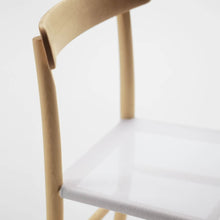 Load image into Gallery viewer, Lightwood Chair (nätsits)
